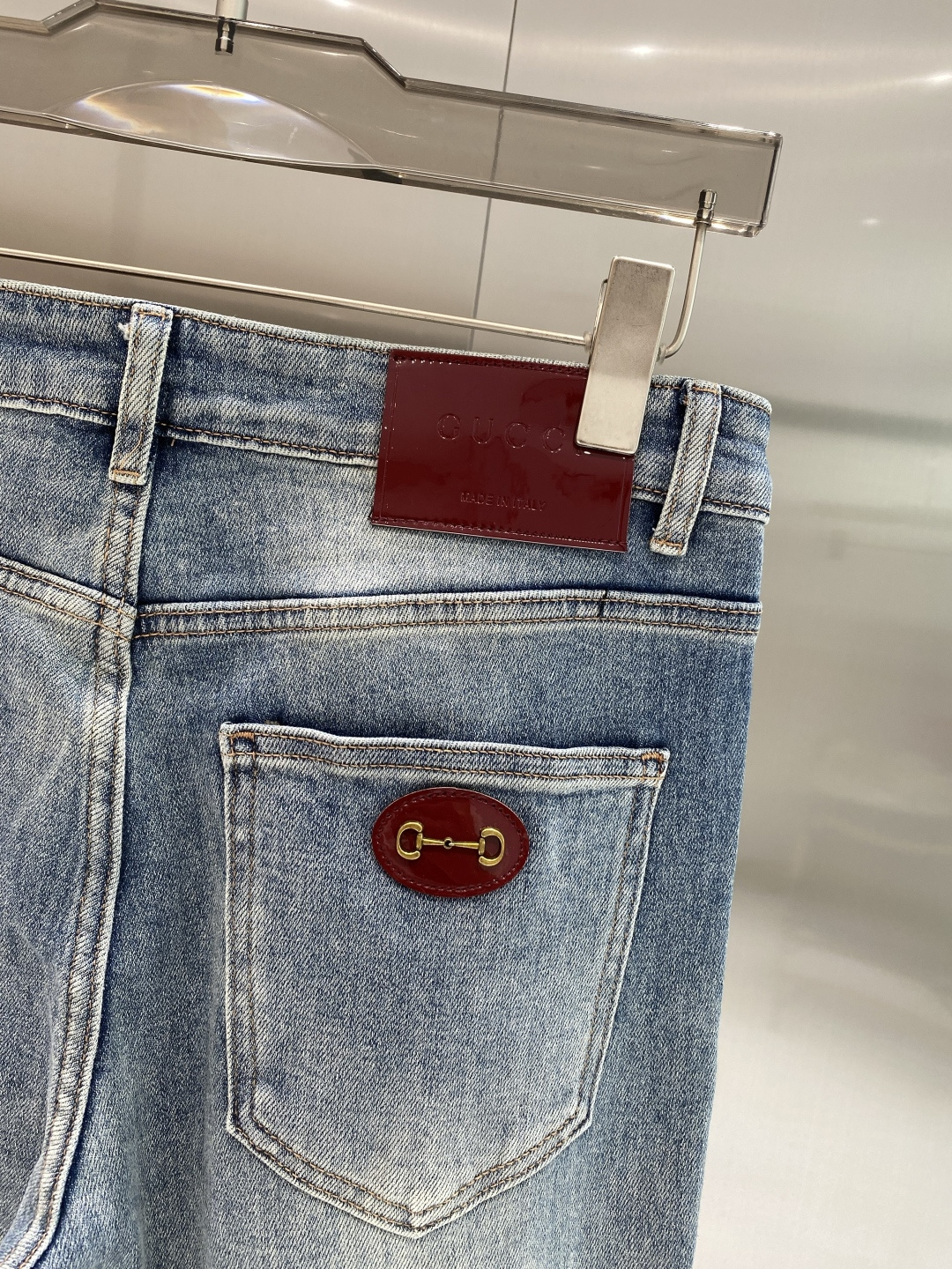 《𝙉𝙚𝙬🖤❤️古家》2026最新品牛仔裤 专柜热销款 品味与价值共享 身穿着非常舒适 低调不失奢华 穿出