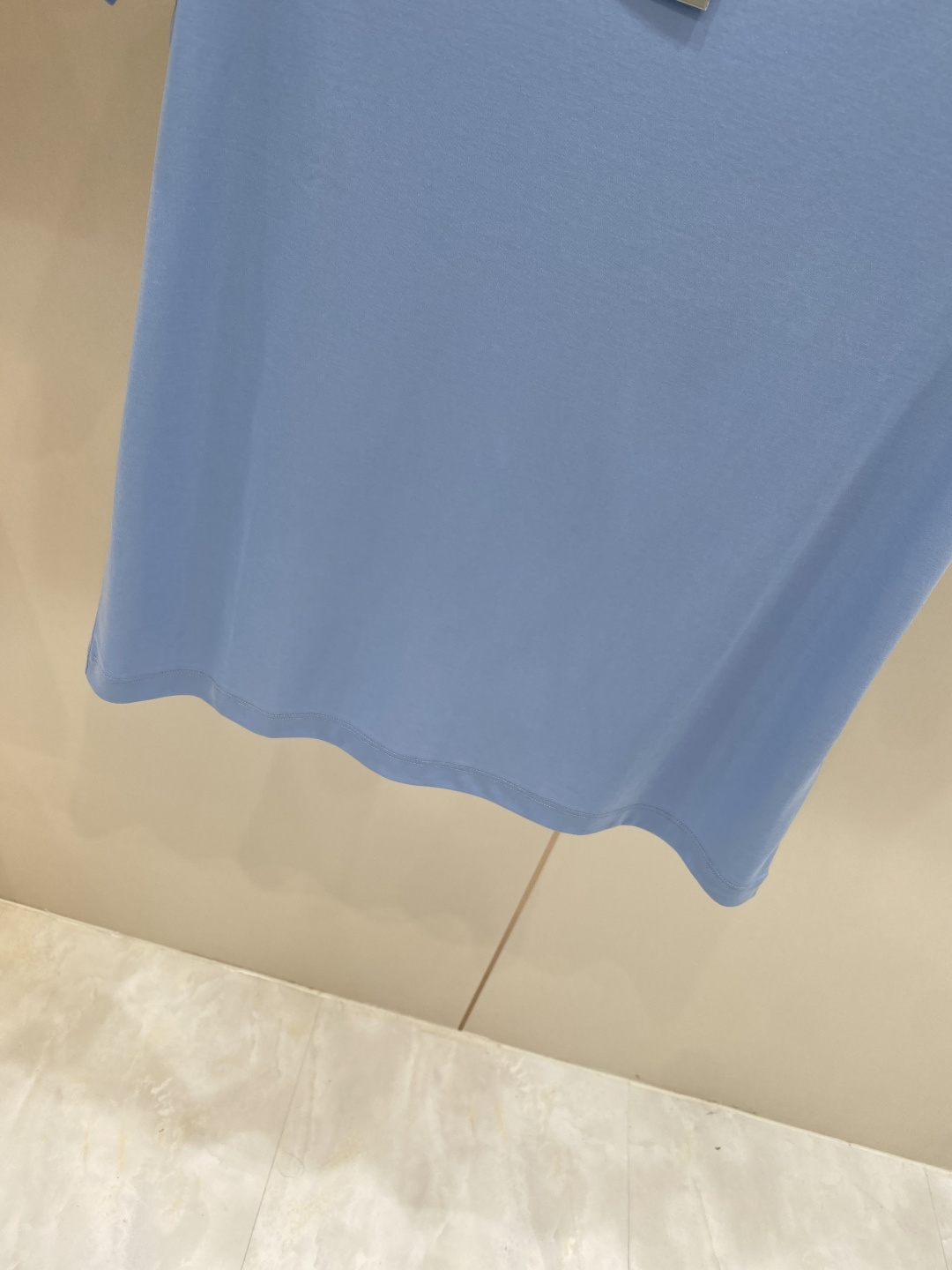 《𝙉𝙚𝙬🖤❤️迪家》2026SS最新款春夏短袖T恤，丝光棉 帅气时尚，胸口顶级图案字母，简约百搭款。面料