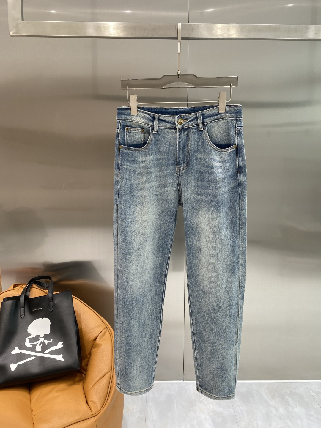《𝙉𝙚𝙬🖤❤️古家》2026最新品牛仔裤 专柜热销款 品味与价值共享 身穿着非常舒适 低调不失奢华 穿出