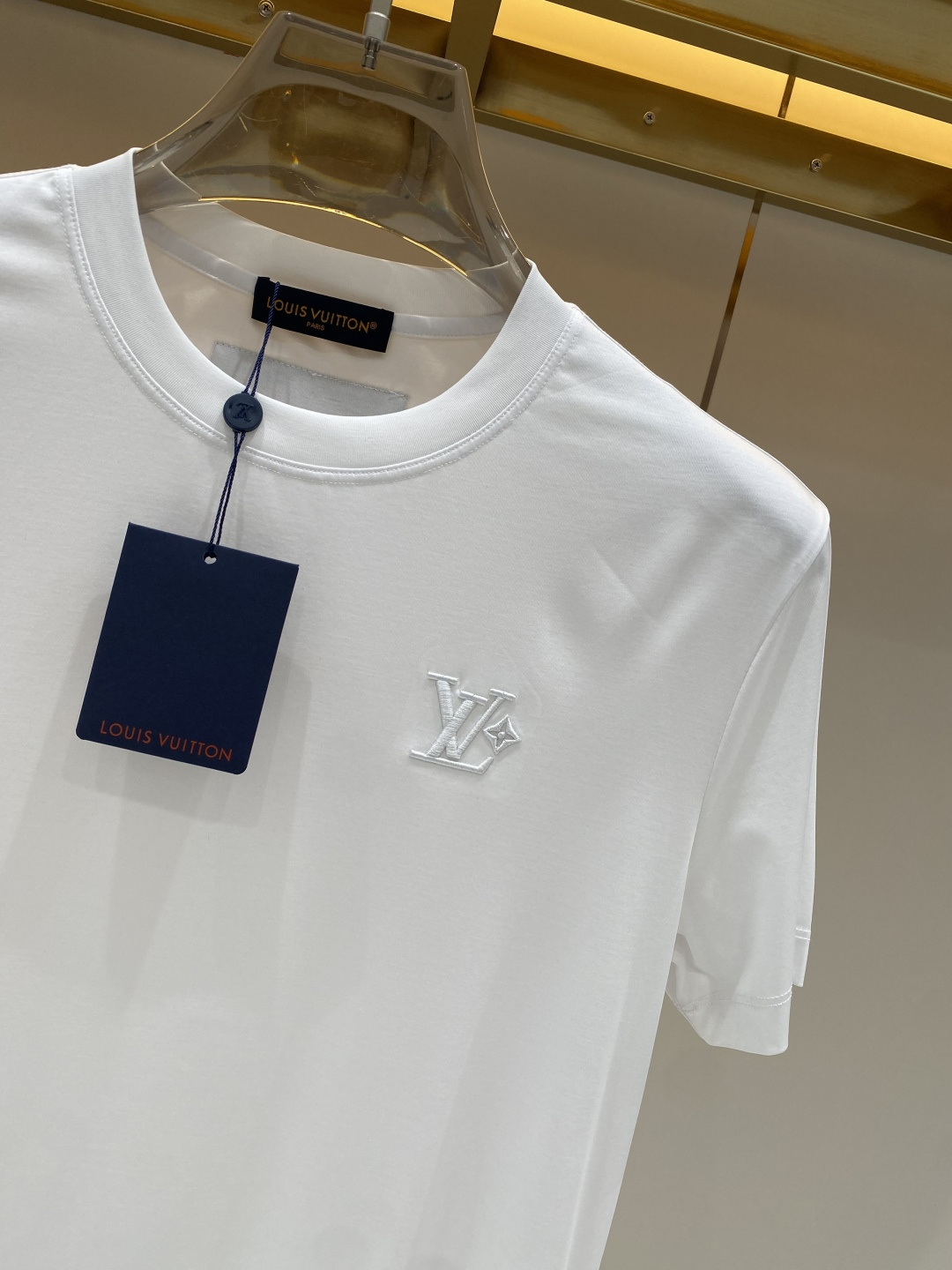 《𝙉𝙚𝙬🖤❤️驴家》2026SS最新款春夏短袖T恤，丝光棉 帅气时尚，胸口顶级图案字母，简约百搭款。面料