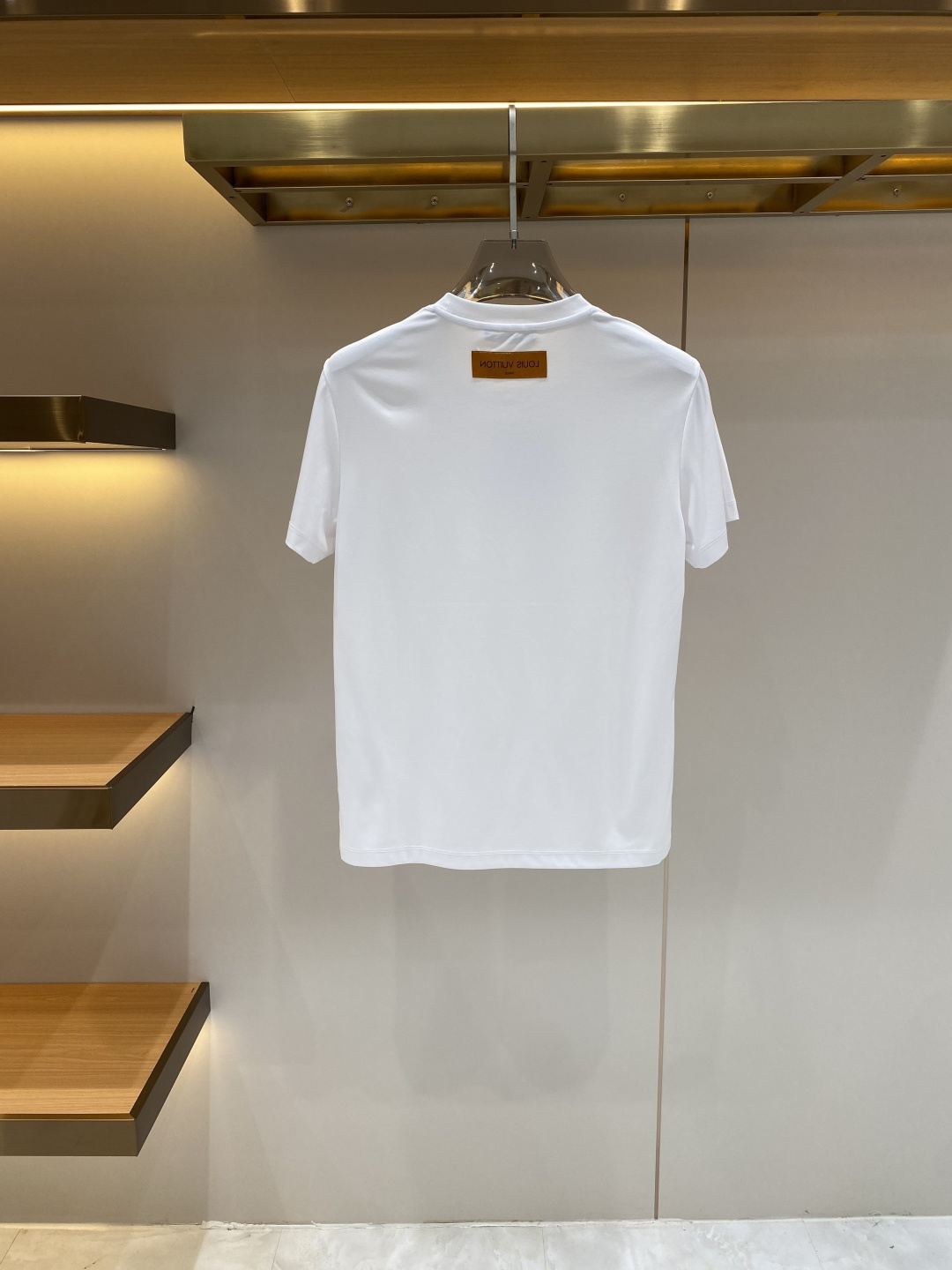 《𝙉𝙚𝙬🖤❤️驴家》2026SS最新款春夏短袖T恤，丝光棉 帅气时尚，胸口顶级图案字母，简约百搭款。面料