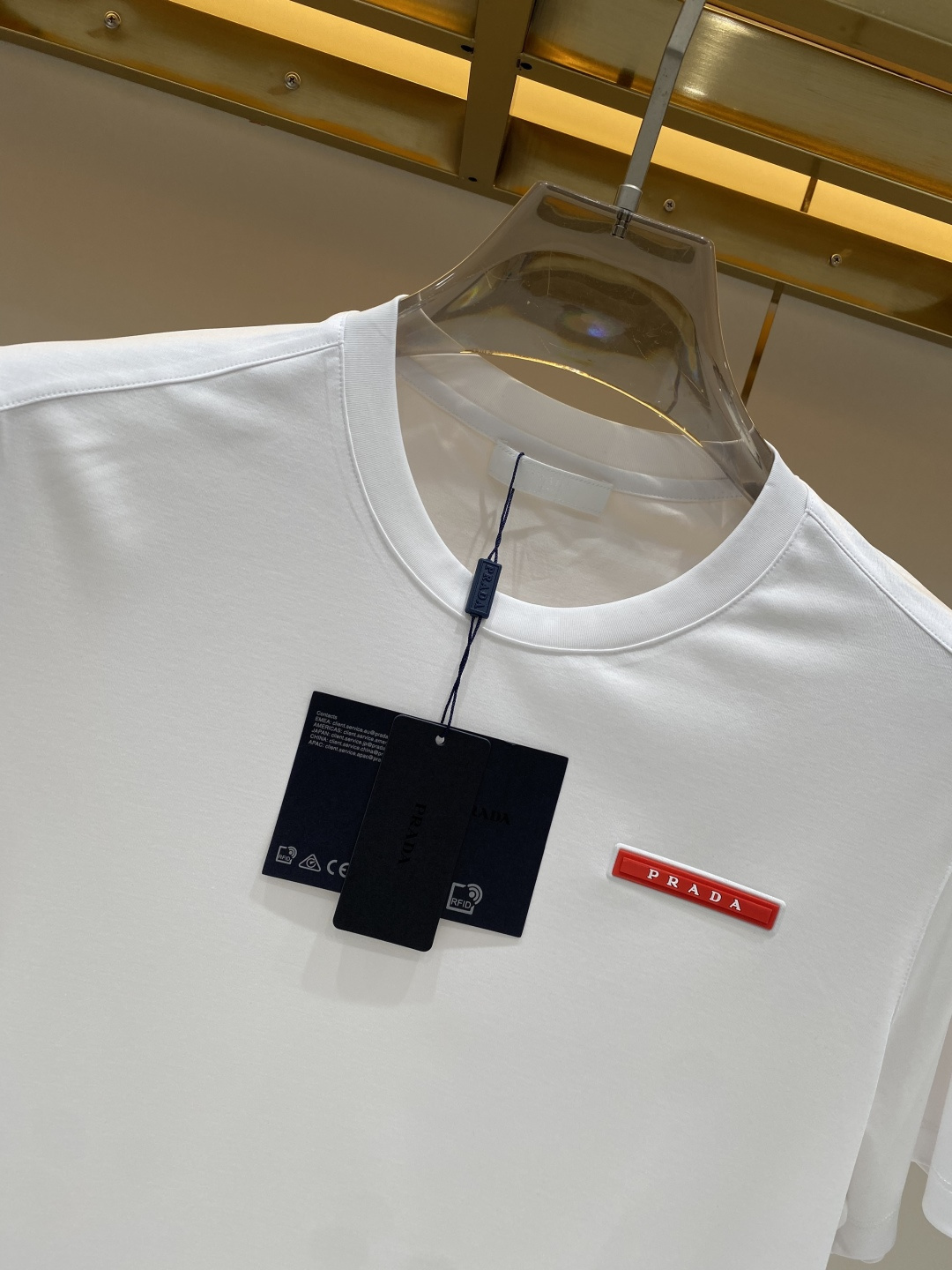 《𝙉𝙚𝙬🖤❤️普家》2026SS最新款春夏短袖T恤，丝光棉 帅气时尚，胸口顶级图案字母，简约百搭款。面料