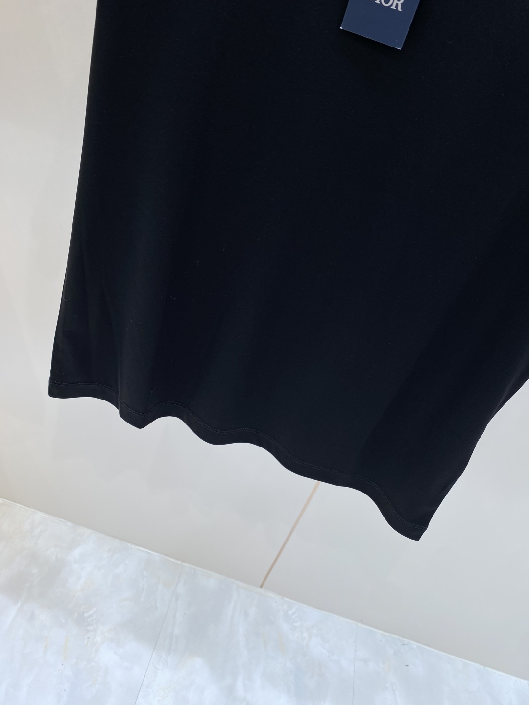 《𝙉𝙚𝙬🖤❤️迪家》2026SS最新款春夏短袖T恤，丝光棉 帅气时尚，胸口顶级图案字母，简约百搭款。面料