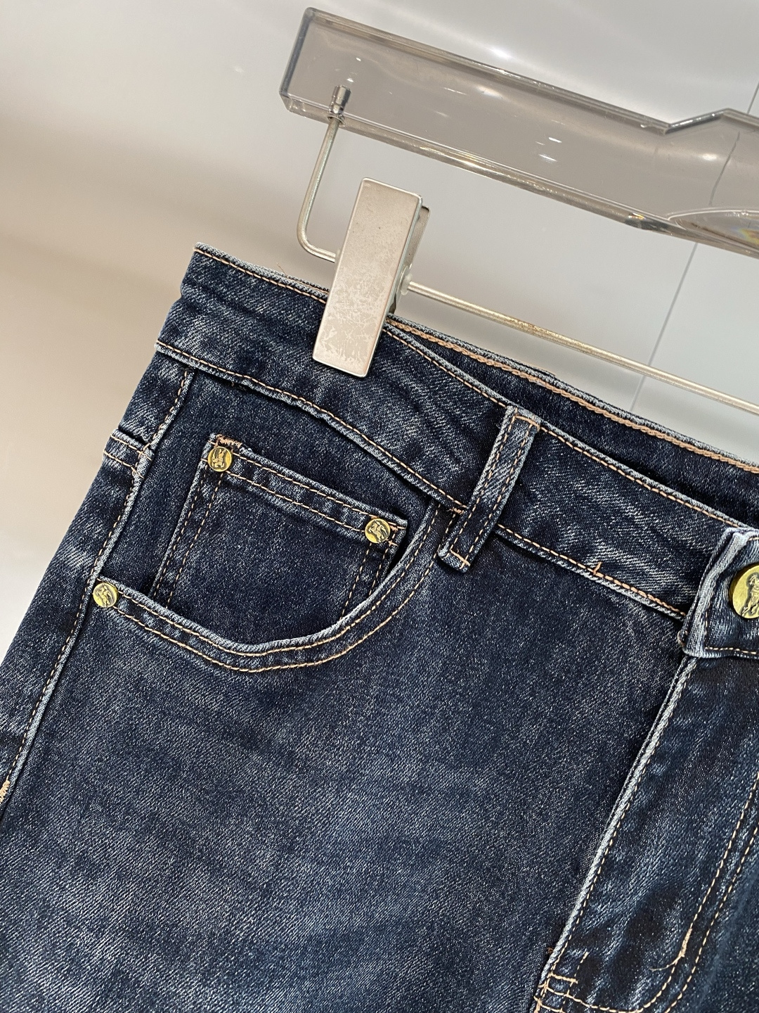 《𝙉𝙚𝙬🖤❤️巴家》2026最新品牛仔裤 专柜热销款 品味与价值共享 身穿着非常舒适 低调不失奢华 穿出