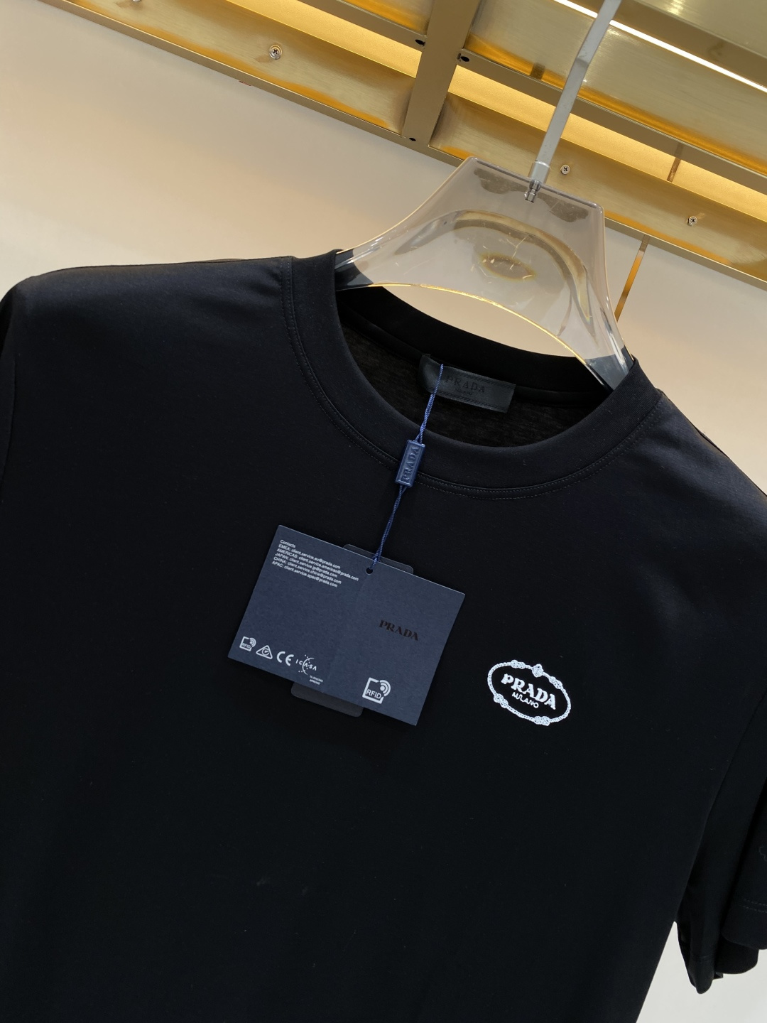 《𝙉𝙚𝙬🖤❤️普家》2026SS最新款春夏短袖T恤，丝光棉 帅气时尚，胸口顶级图案字母，简约百搭款。面料