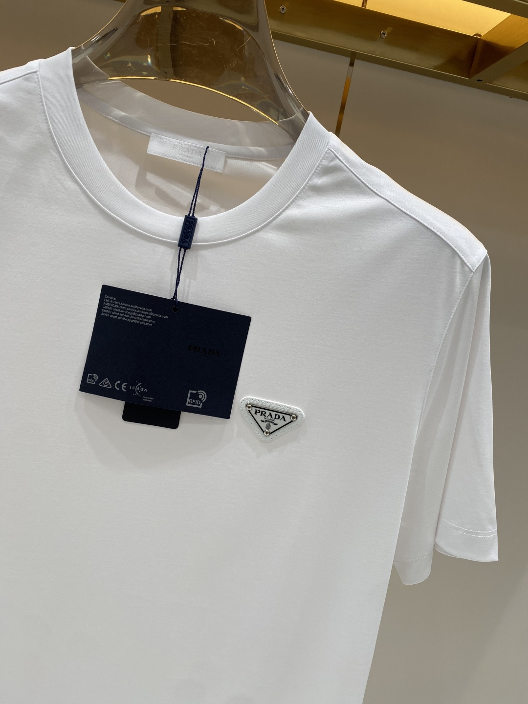 《𝙉𝙚𝙬🖤❤️普家》2026SS最新款春夏短袖T恤，丝光棉 帅气时尚，胸口顶级图案字母，简约百搭款。面料