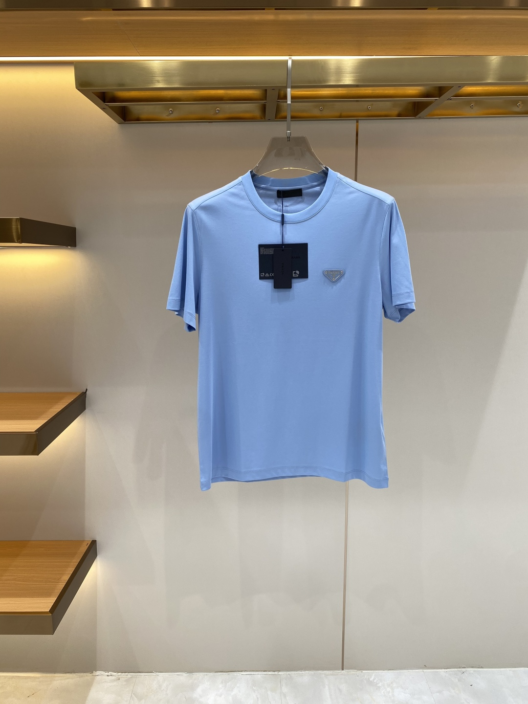 《𝙉𝙚𝙬🖤❤️普家》2026SS最新款春夏短袖T恤，丝光棉 帅气时尚，胸口顶级图案字母，简约百搭款。面料