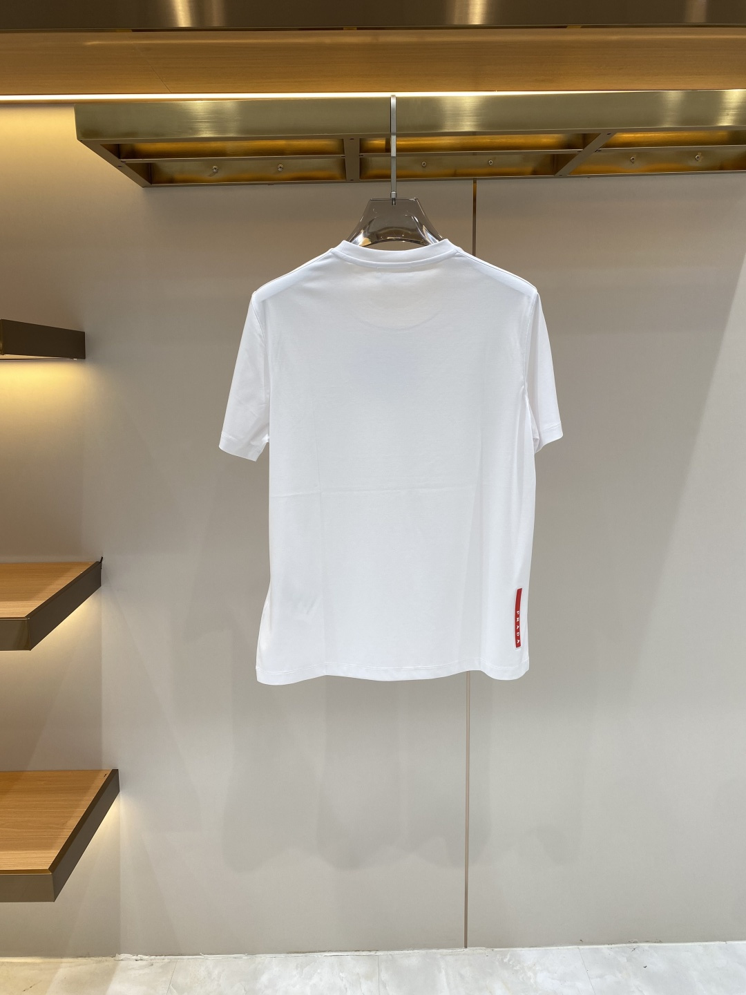 《𝙉𝙚𝙬🖤❤️普家》2026SS最新款春夏短袖T恤，丝光棉 帅气时尚，胸口顶级图案字母，简约百搭款。面料