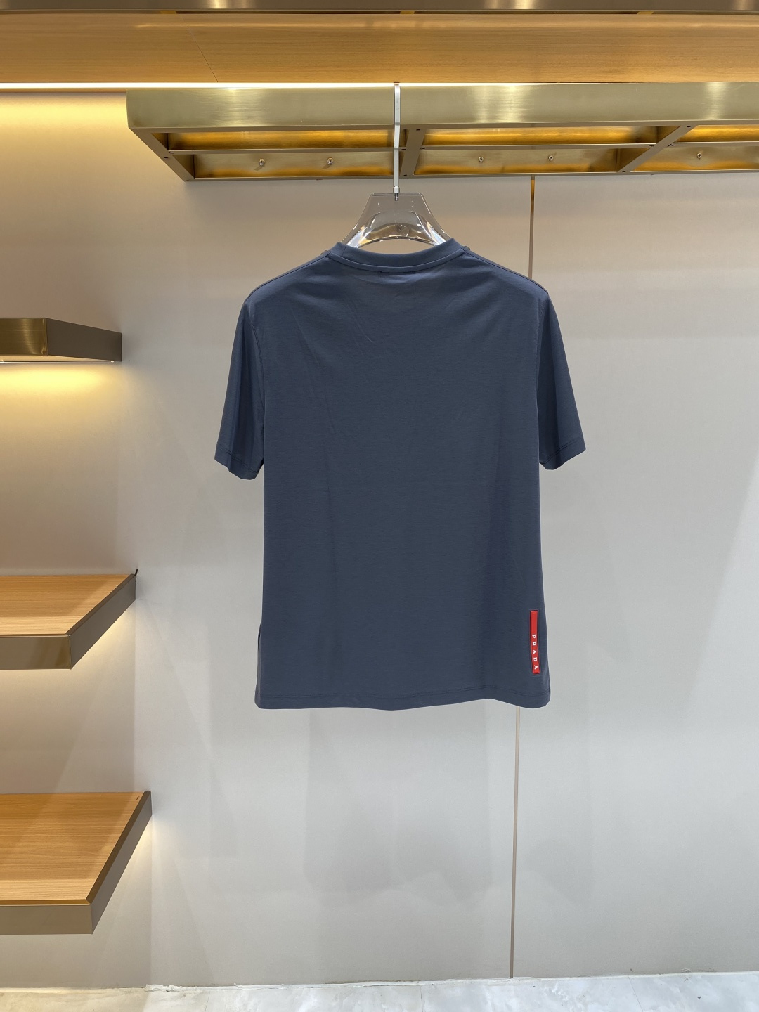 《𝙉𝙚𝙬🖤❤️普家》2026SS最新款春夏短袖T恤，丝光棉 帅气时尚，胸口顶级图案字母，简约百搭款。面料