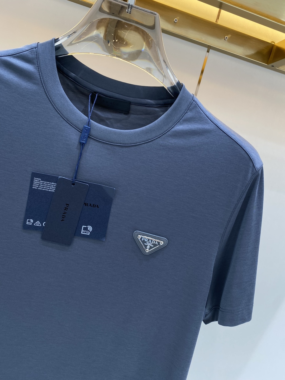 《𝙉𝙚𝙬🖤❤️普家》2026SS最新款春夏短袖T恤，丝光棉 帅气时尚，胸口顶级图案字母，简约百搭款。面料