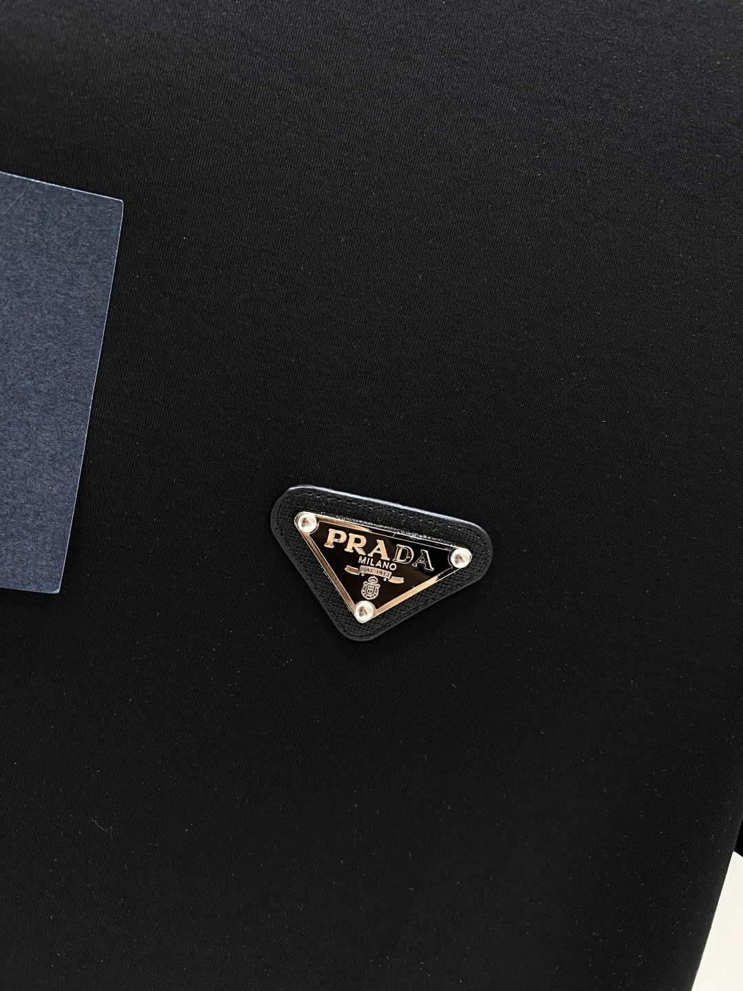 《𝙉𝙚𝙬🖤❤️普家》2026SS最新款春夏短袖T恤，丝光棉 帅气时尚，胸口顶级图案字母，简约百搭款。面料