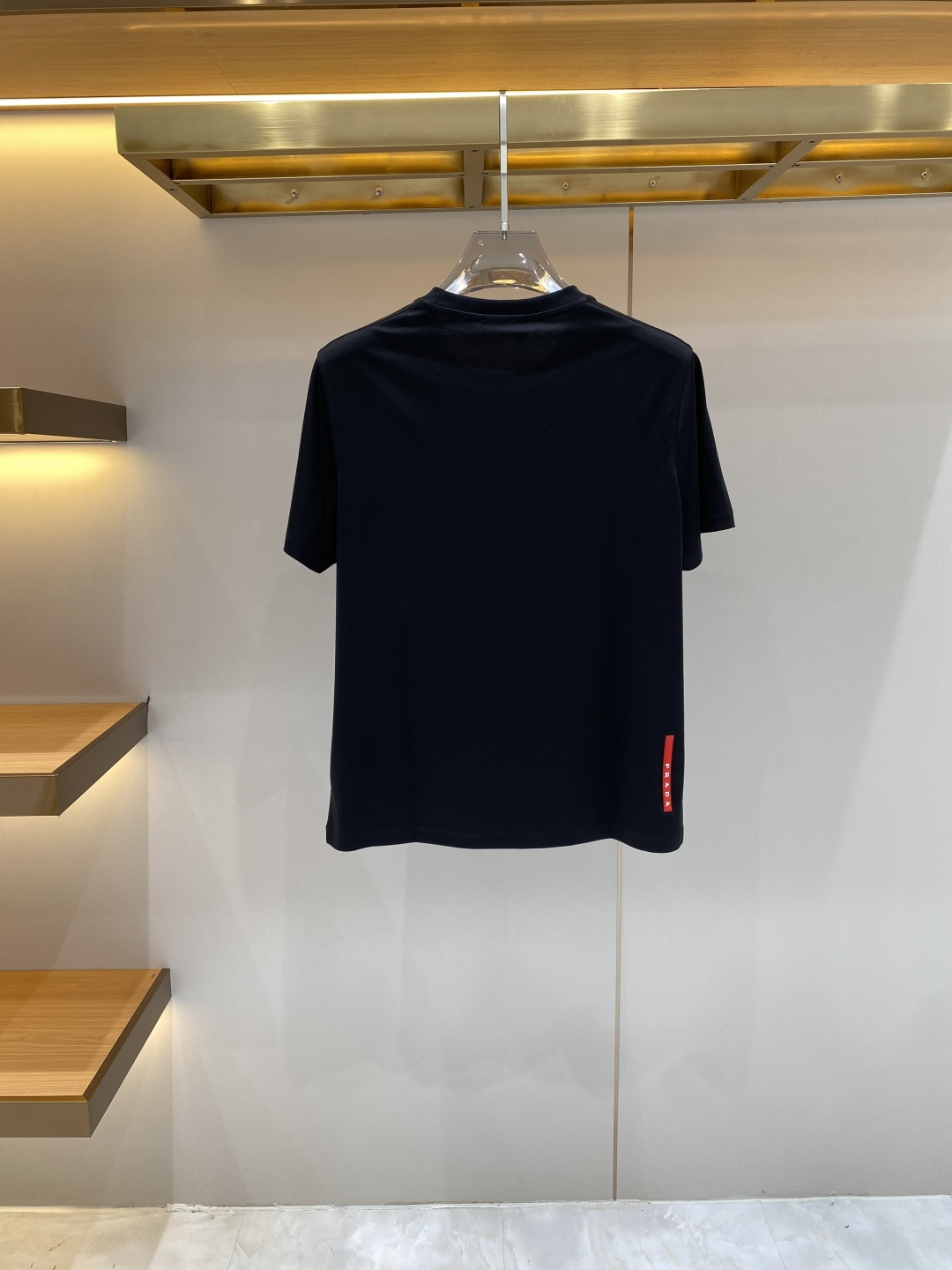 《𝙉𝙚𝙬🖤❤️普家》2026SS最新款春夏短袖T恤，丝光棉 帅气时尚，胸口顶级图案字母，简约百搭款。面料