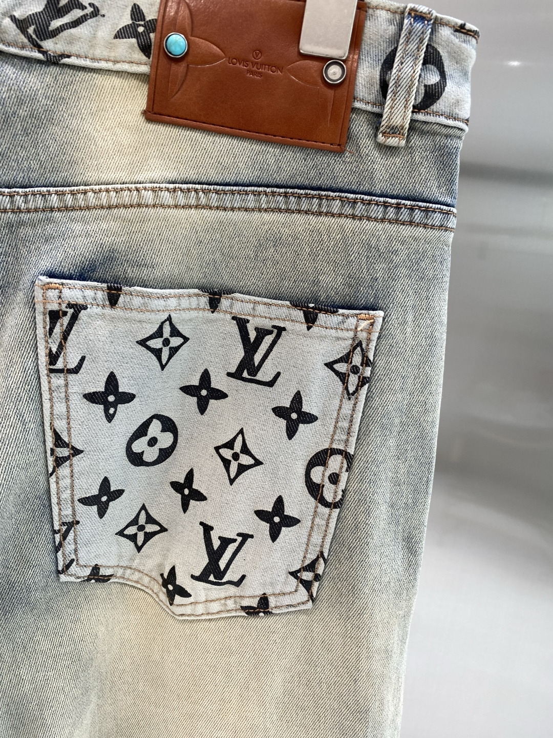 《𝙉𝙚𝙬🖤❤️驴家》2026最新品牛仔裤 专柜热销款 品味与价值共享 身穿着非常舒适 低调不失奢华 穿出