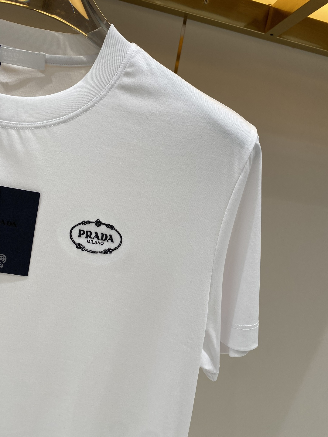 《𝙉𝙚𝙬🖤❤️普家》2026SS最新款春夏短袖T恤，丝光棉 帅气时尚，胸口顶级图案字母，简约百搭款。面料