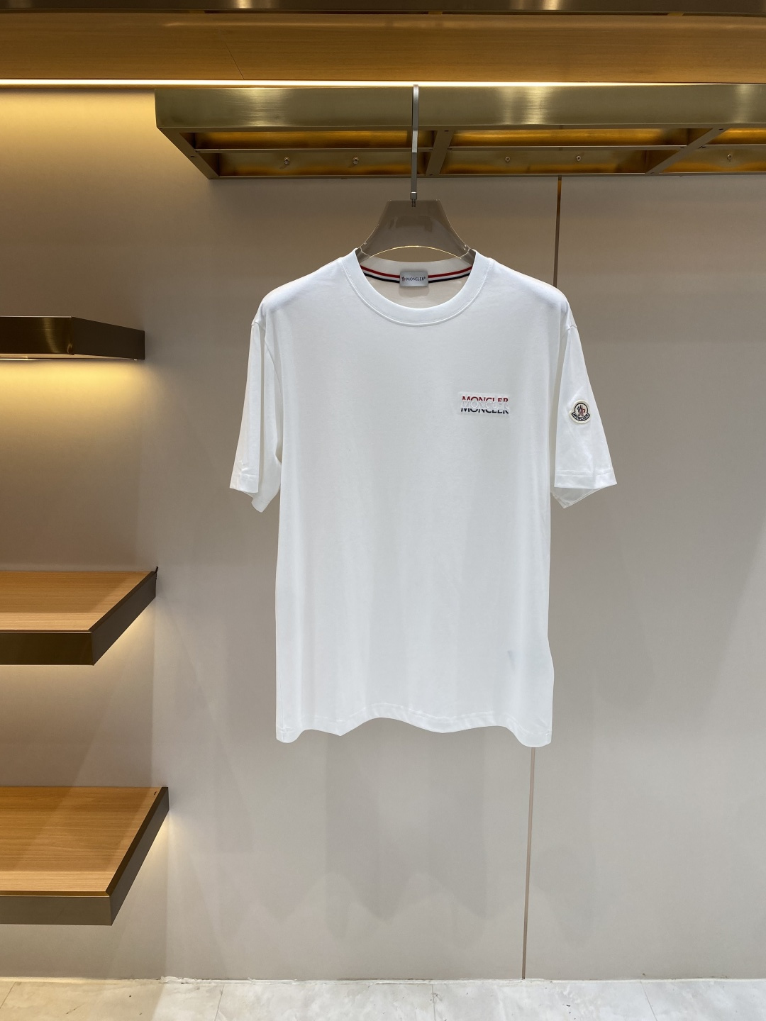 《𝙉𝙚𝙬🖤❤️蒙家》2026新款首发专柜最新款短袖圆领T恤 高端订制 设计前卫时尚！logo工艺设计 高