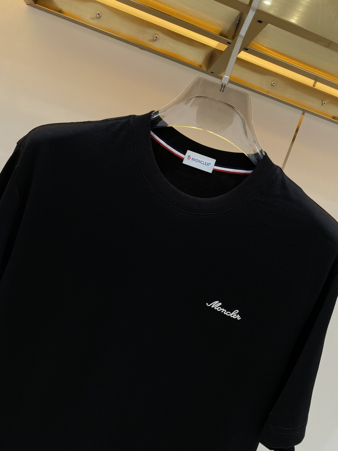 《𝙉𝙚𝙬🖤❤️蒙家》2026新款首发专柜最新款短袖圆领T恤 高端订制 设计前卫时尚！logo工艺设计 高
