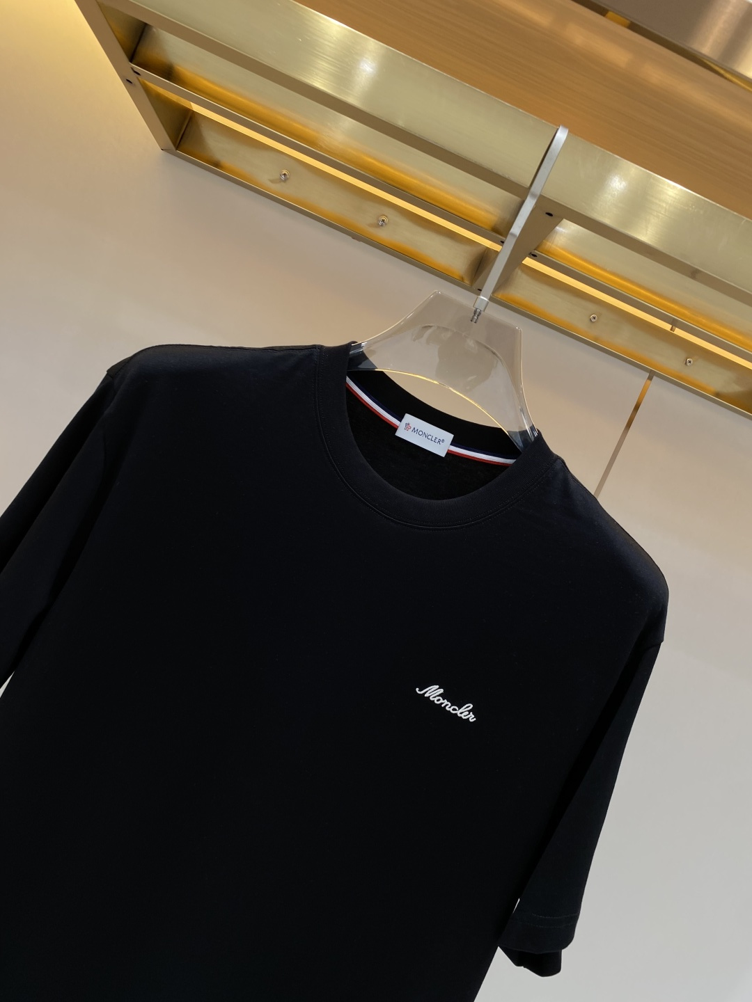 《𝙉𝙚𝙬🖤❤️蒙家》2026新款首发专柜最新款短袖圆领T恤 高端订制 设计前卫时尚！logo工艺设计 高