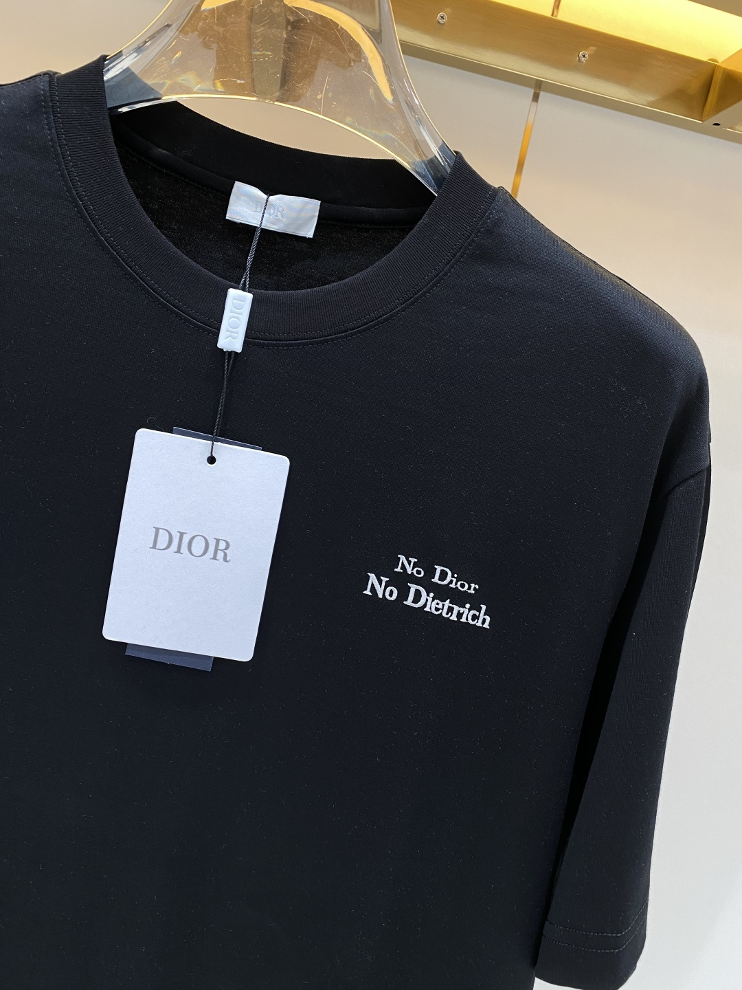 《𝙉𝙚𝙬🖤❤️迪家》2026新款首发专柜最新款短袖圆领T恤 高端订制 设计前卫时尚！logo工艺设计 高