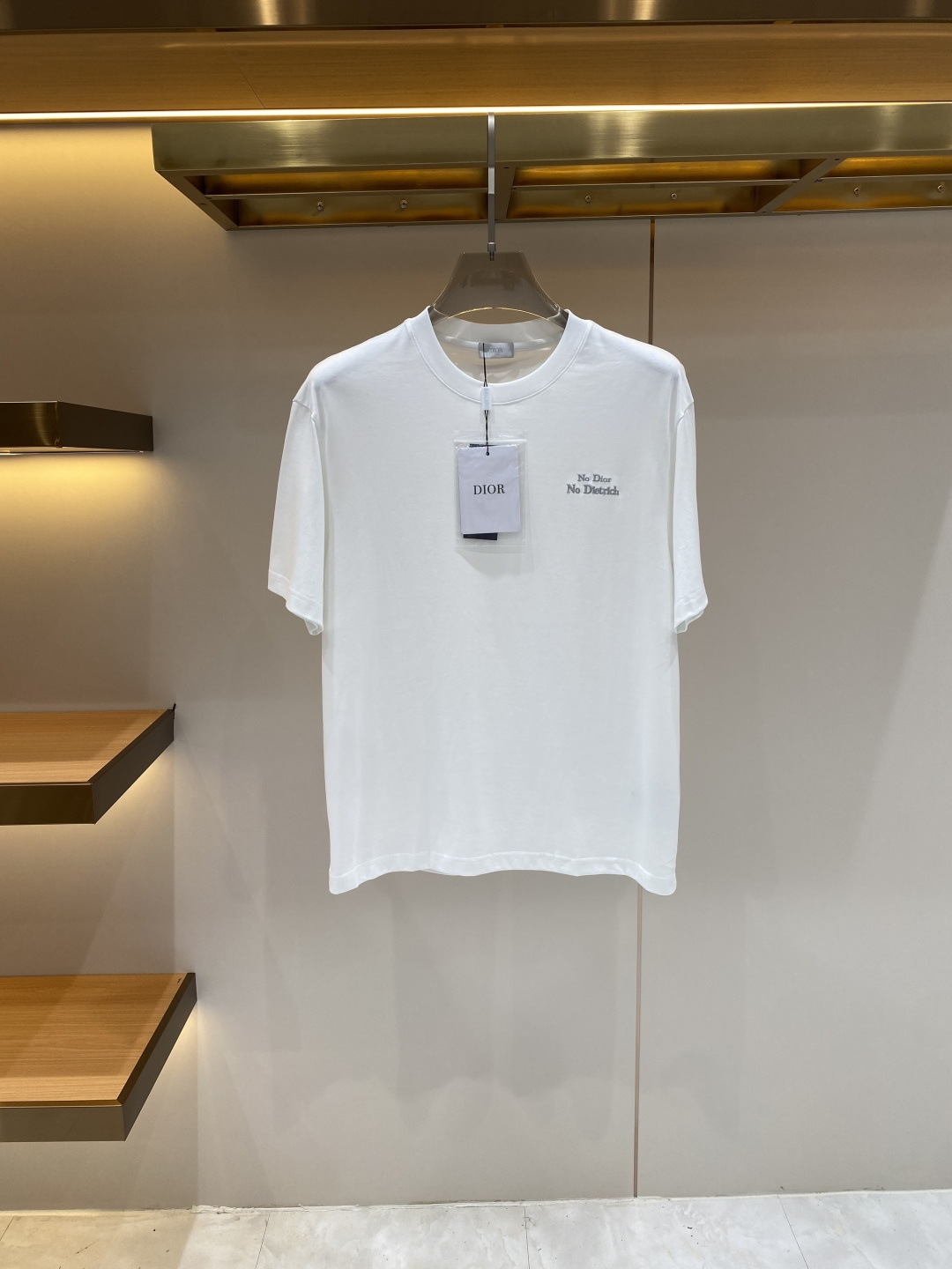《𝙉𝙚𝙬🖤❤️迪家》2026新款首发专柜最新款短袖圆领T恤 高端订制 设计前卫时尚！logo工艺设计 高
