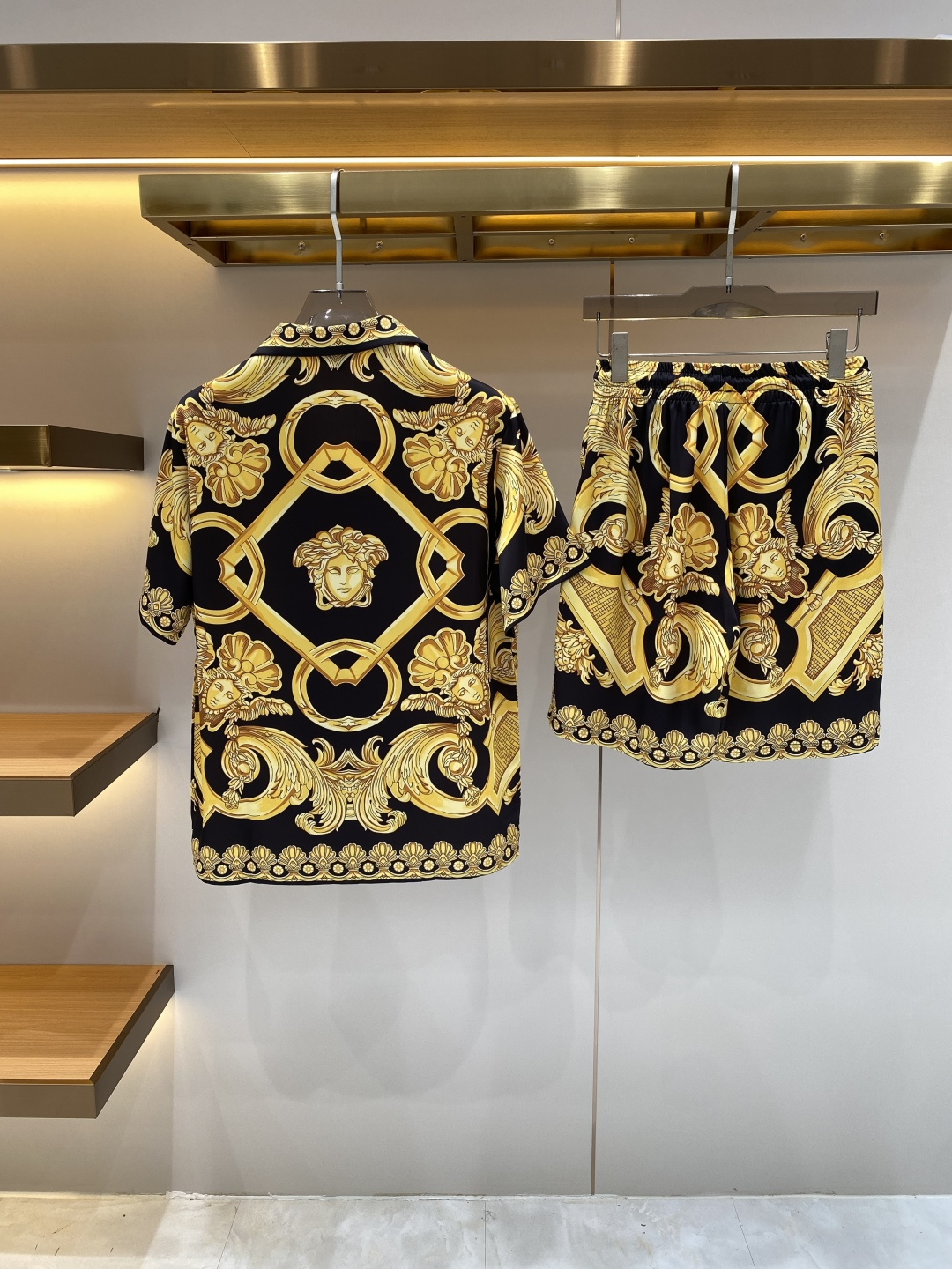 《𝙉𝙚𝙬🖤❤️范家》2026休闲睡衣套装 高订天绸丝面料升级工艺升级 家居服 高定俄罗丝面料亲肤轻柔舒适