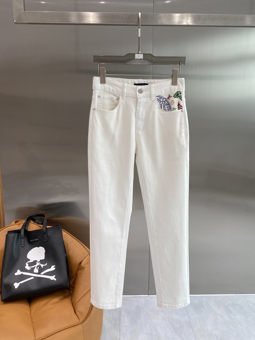 《𝙉𝙚𝙬🖤❤️驴家》2026最新品牛仔裤 专柜热销款 品味与价值共享 身穿着非常舒适 低调不失奢华 穿出