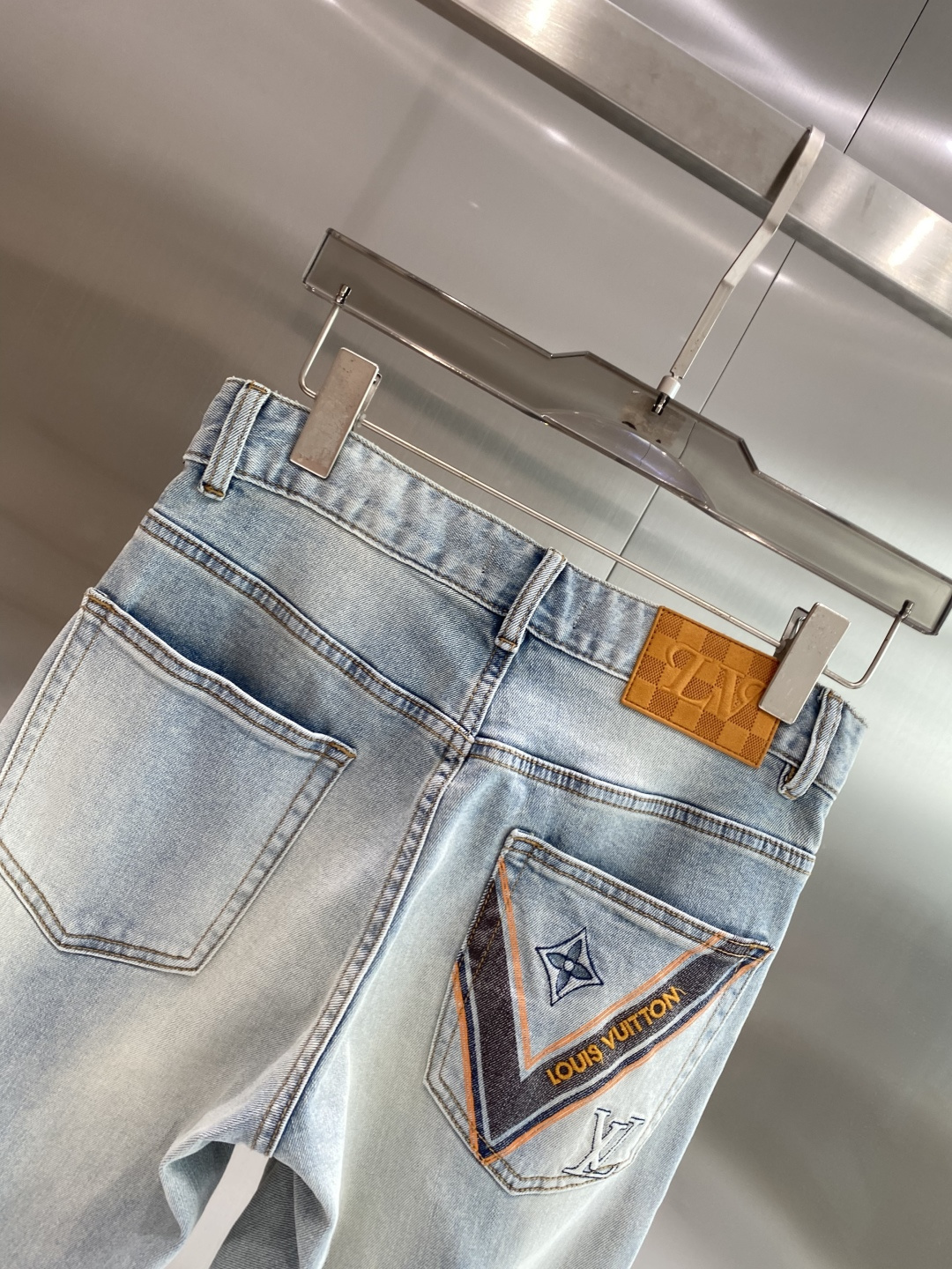 《𝙉𝙚𝙬🖤❤️驴家》2026最新品牛仔裤 专柜热销款 品味与价值共享 身穿着非常舒适 低调不失奢华 穿出