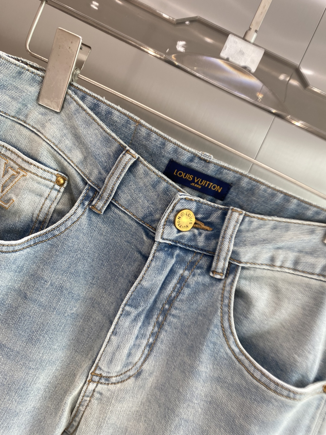 《𝙉𝙚𝙬🖤❤️驴家》2026最新品牛仔裤 专柜热销款 品味与价值共享 身穿着非常舒适 低调不失奢华 穿出