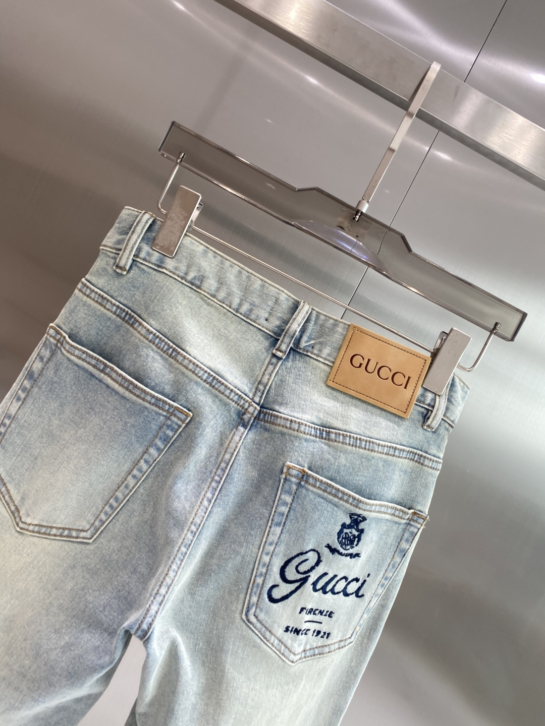 《𝙉𝙚𝙬🖤❤️古家》2026最新品牛仔裤 专柜热销款 品味与价值共享 身穿着非常舒适 低调不失奢华 穿出