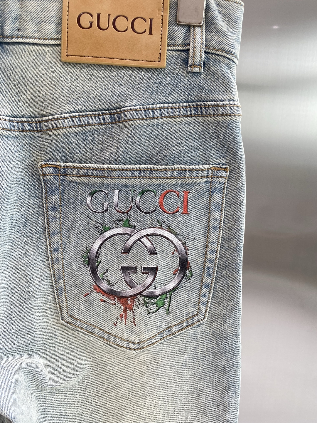 《𝙉𝙚𝙬🖤❤️古家》26ss春季牛仔 超级有范儿的一款牛仔裤，定制原版水洗牛仔面料，独特设计，顶级工艺字