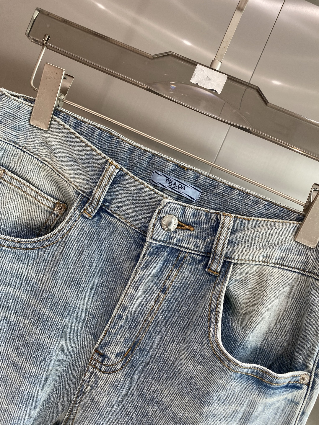 《𝙉𝙚𝙬🖤❤️普家》2026春款重工水洗休闲牛仔裤，进口原版水洗弹力面料，舒适有弹性，独特设计，版型超正