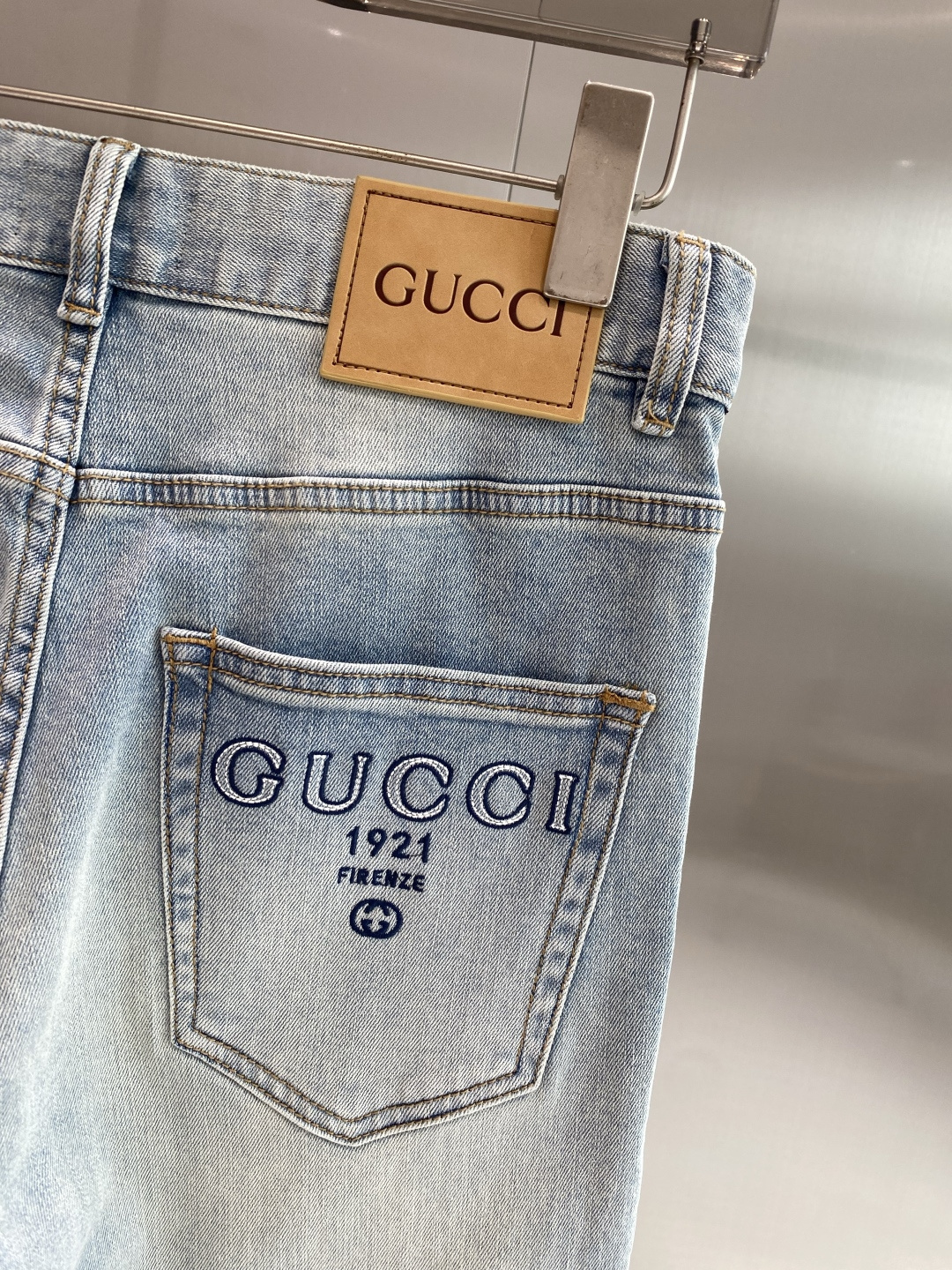 《𝙉𝙚𝙬🖤❤️古家》2026春款重工水洗休闲牛仔裤，进口原版水洗弹力面料，舒适有弹性，独特设计，版型超正