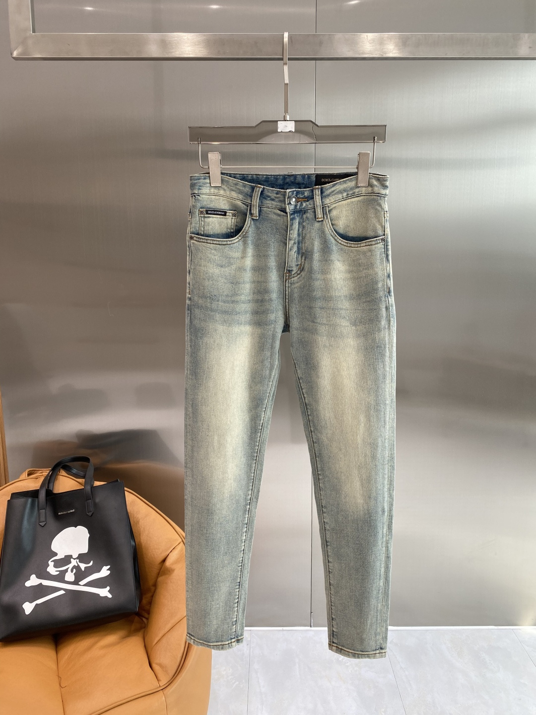 《𝙉𝙚𝙬🖤❤️DG家》2026春款重工水洗休闲牛仔裤，进口原版水洗弹力面料，舒适有弹性，独特设计，版型超