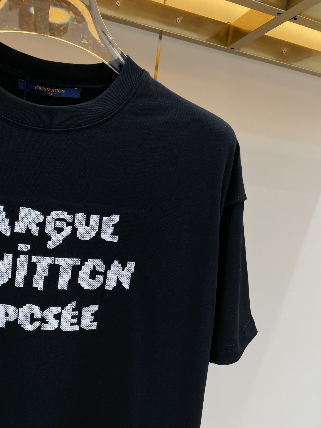 《𝙉𝙚𝙬🖤❤️驴家》2026新款首发专柜最新款短袖圆领T恤 高端订制 设计前卫时尚！logo工艺设计 高