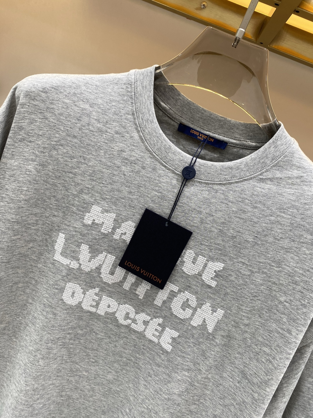 《𝙉𝙚𝙬🖤❤️驴家》2026新款首发专柜最新款短袖圆领T恤 高端订制 设计前卫时尚！logo工艺设计 高