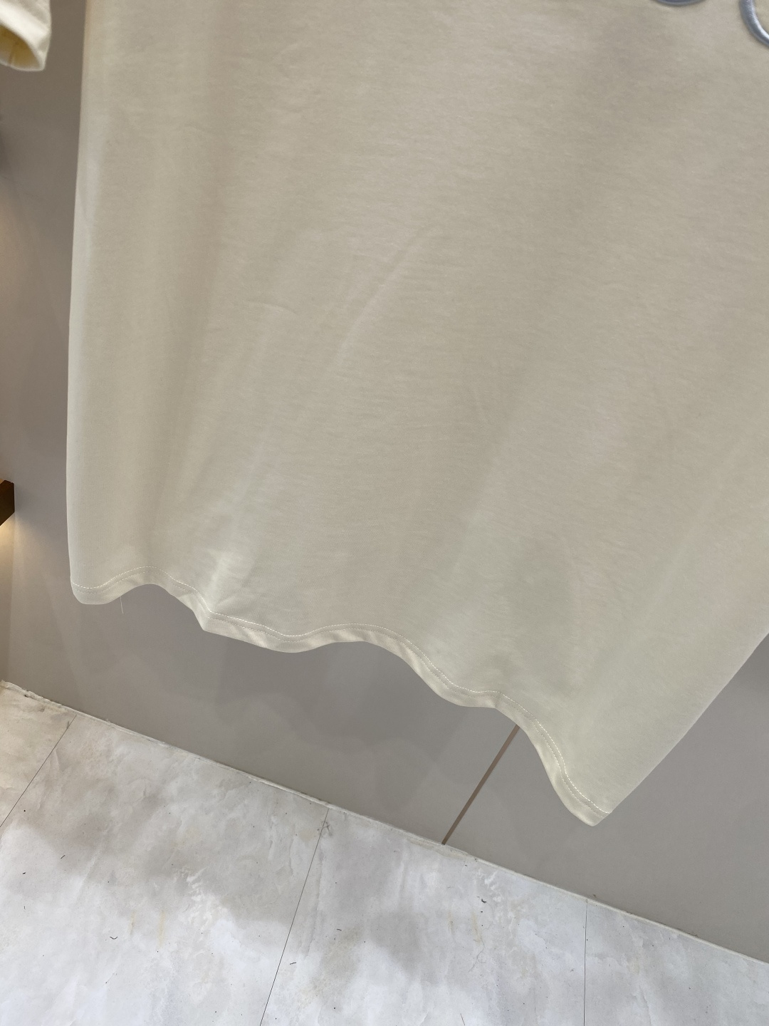 《𝙉𝙚𝙬🖤❤️古家》2026新款首发专柜最新款短袖圆领T恤 高端订制 设计前卫时尚！logo工艺设计 高