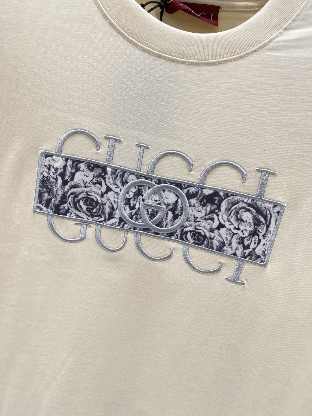 《𝙉𝙚𝙬🖤❤️古家》2026新款首发专柜最新款短袖圆领T恤 高端订制 设计前卫时尚！logo工艺设计 高