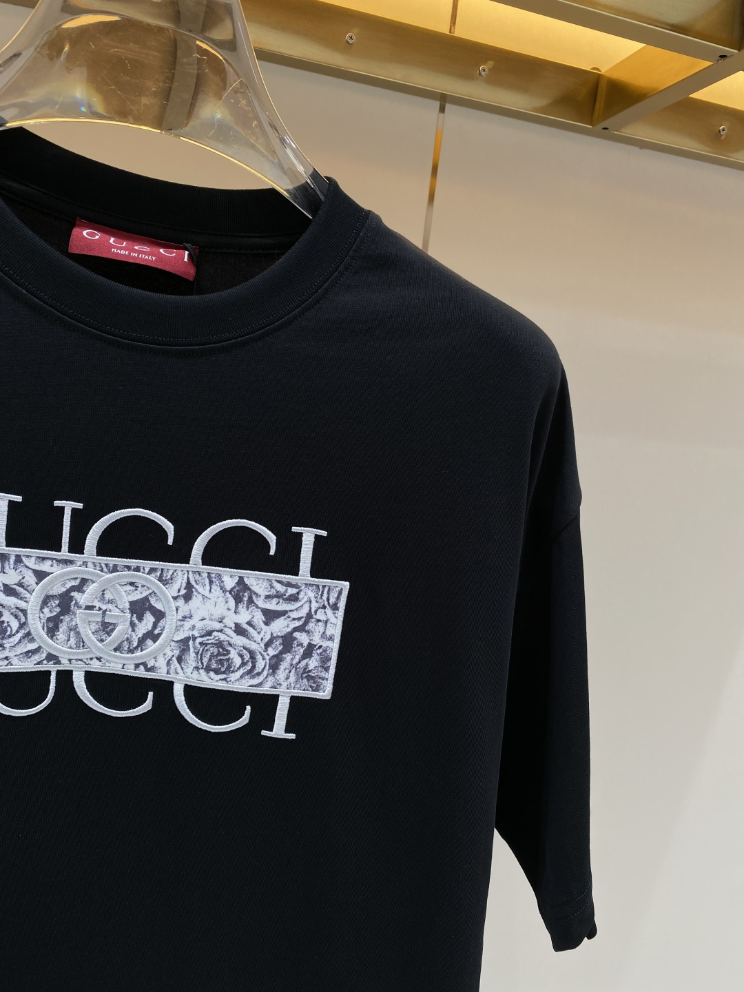 《𝙉𝙚𝙬🖤❤️古家》2026新款首发专柜最新款短袖圆领T恤 高端订制 设计前卫时尚！logo工艺设计 高