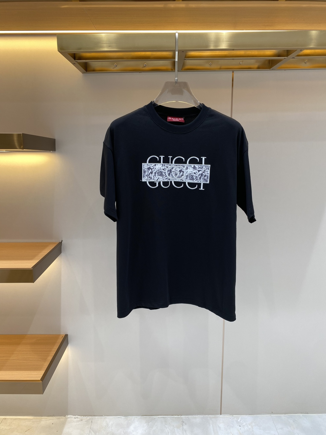 《𝙉𝙚𝙬🖤❤️古家》2026新款首发专柜最新款短袖圆领T恤 高端订制 设计前卫时尚！logo工艺设计 高