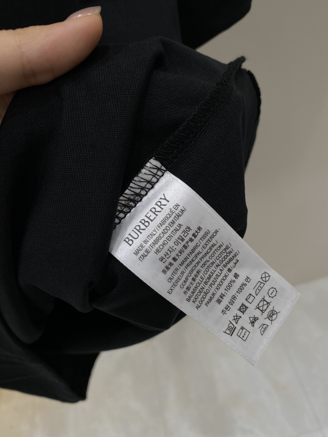 《𝙉𝙚𝙬🖤❤️巴家》2026新款首发专柜最新款短袖圆领T恤 高端订制 设计前卫时尚！logo工艺设计 高