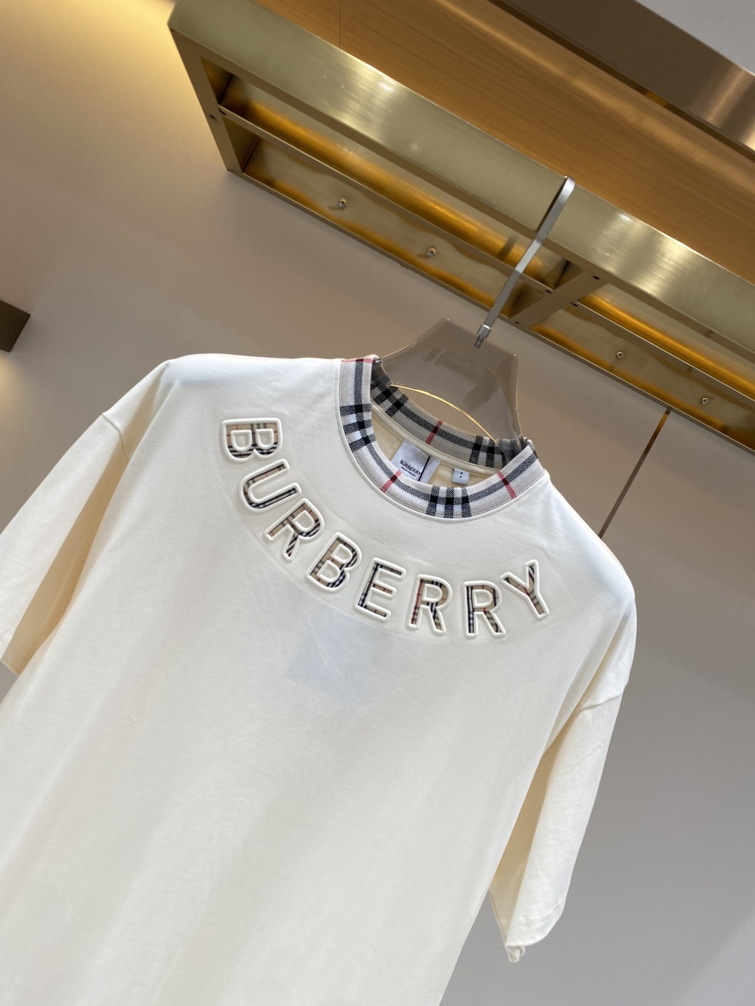 《𝙉𝙚𝙬🖤❤️巴家》2026新款首发专柜最新款短袖圆领T恤 高端订制 设计前卫时尚！logo工艺设计 高