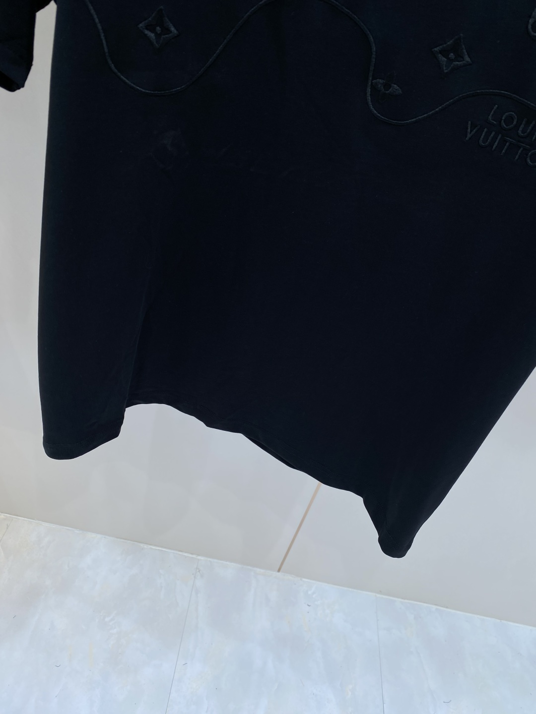 《𝙉𝙚𝙬🖤❤️驴家》26SS新款春夏短袖 最高版本客供定制高端面料 简单时尚款，配色超级好看！经典log