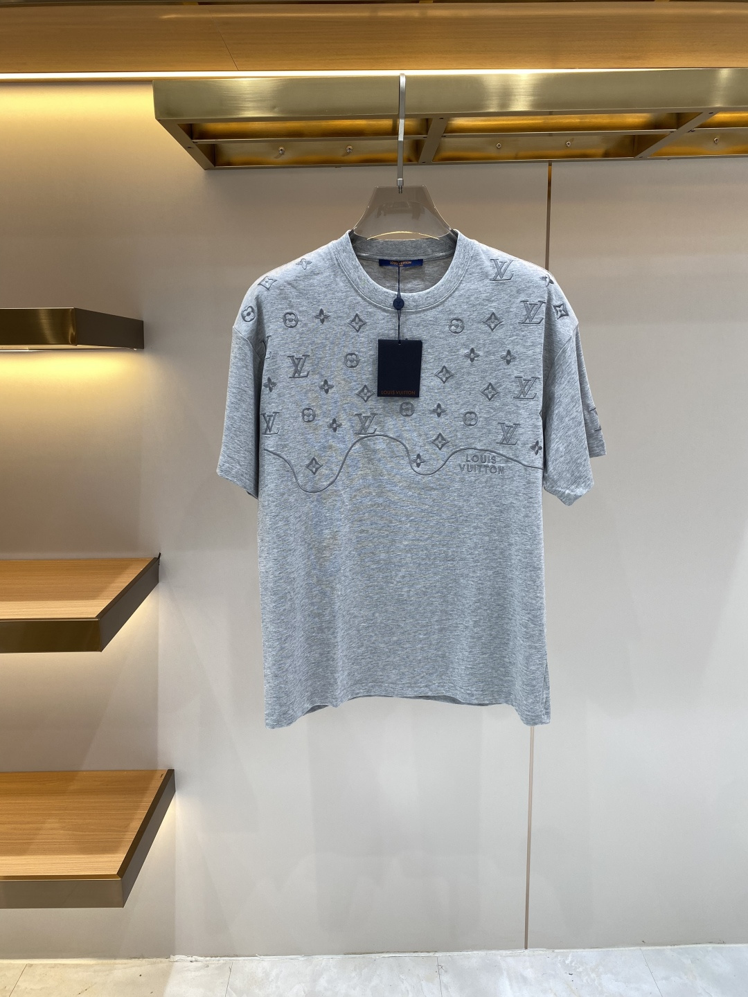 《𝙉𝙚𝙬🖤❤️驴家》26SS新款春夏短袖 最高版本客供定制高端面料 简单时尚款，配色超级好看！经典log