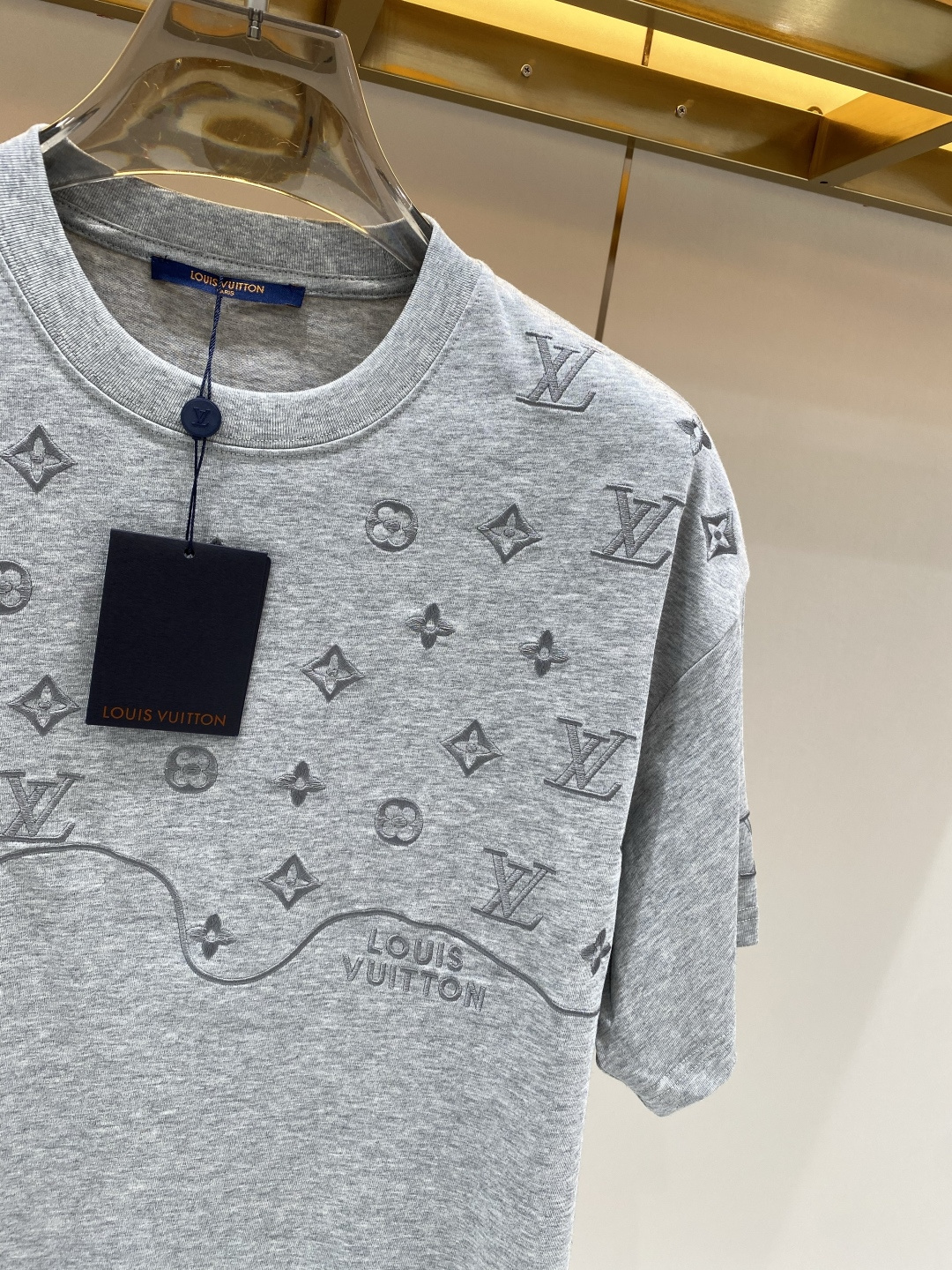 《𝙉𝙚𝙬🖤❤️驴家》26SS新款春夏短袖 最高版本客供定制高端面料 简单时尚款，配色超级好看！经典log