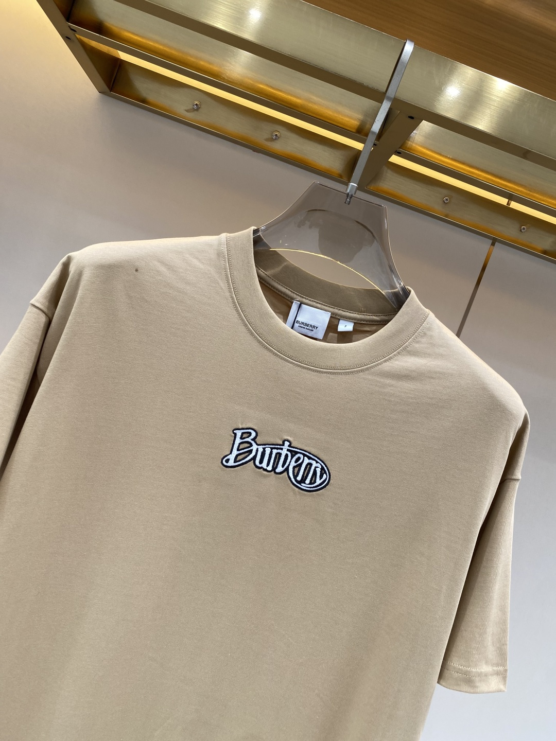 《𝙉𝙚𝙬🖤❤️巴家》26SS新款春夏短袖 最高版本客供定制高端面料 简单时尚款，配色超级好看！经典log