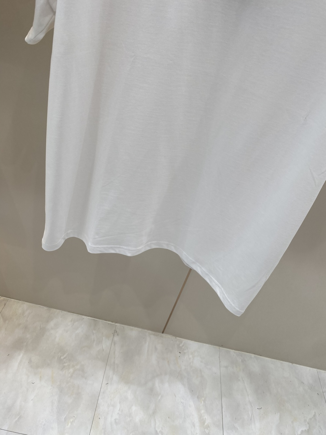 《𝙉𝙚𝙬🖤❤️巴家》26SS新款春夏短袖 最高版本客供定制高端面料 简单时尚款，配色超级好看！经典log