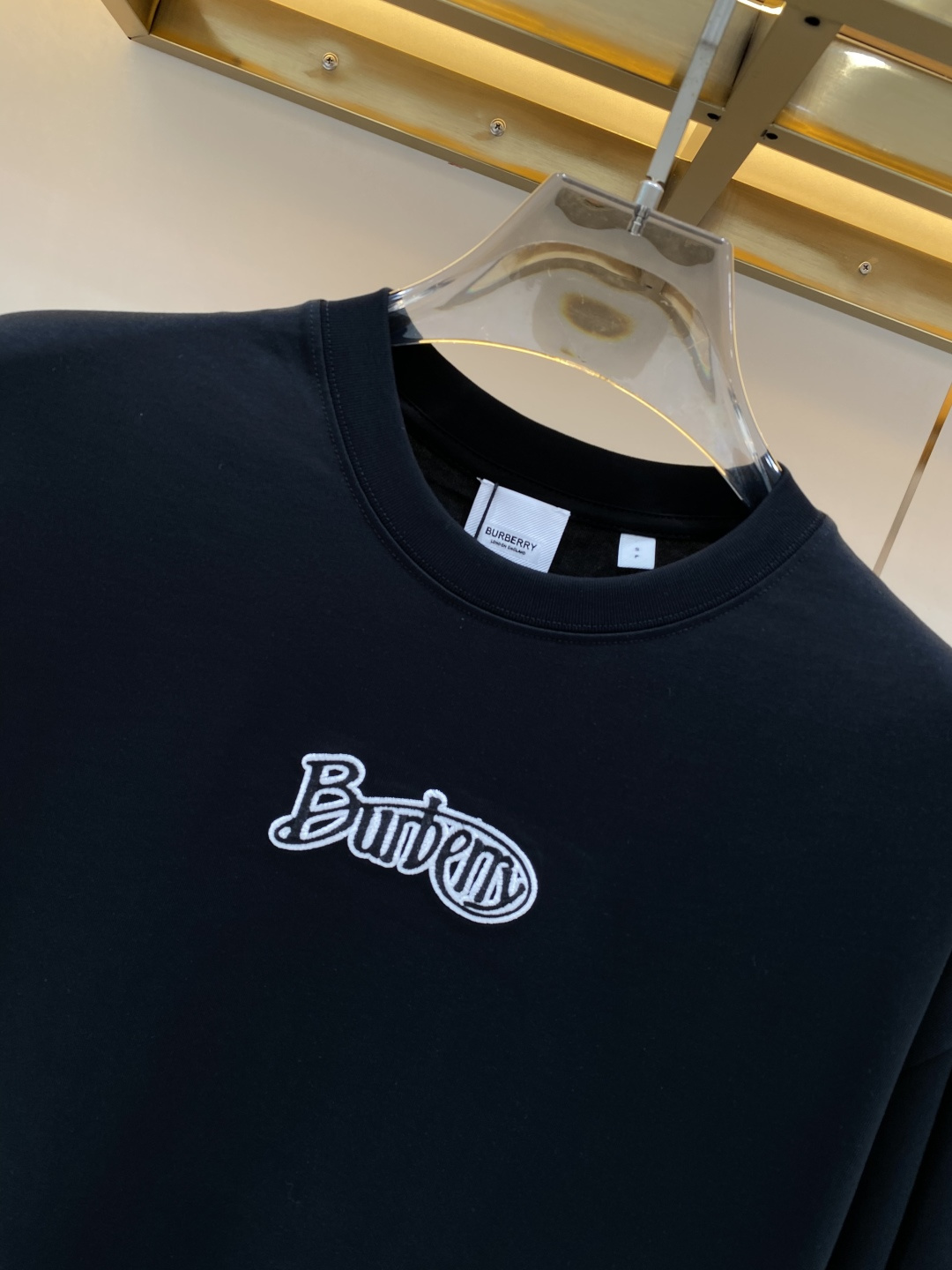 《𝙉𝙚𝙬🖤❤️巴家》26SS新款春夏短袖 最高版本客供定制高端面料 简单时尚款，配色超级好看！经典log