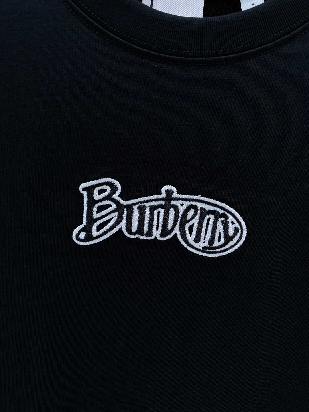 《𝙉𝙚𝙬🖤❤️巴家》26SS新款春夏短袖 最高版本客供定制高端面料 简单时尚款，配色超级好看！经典log