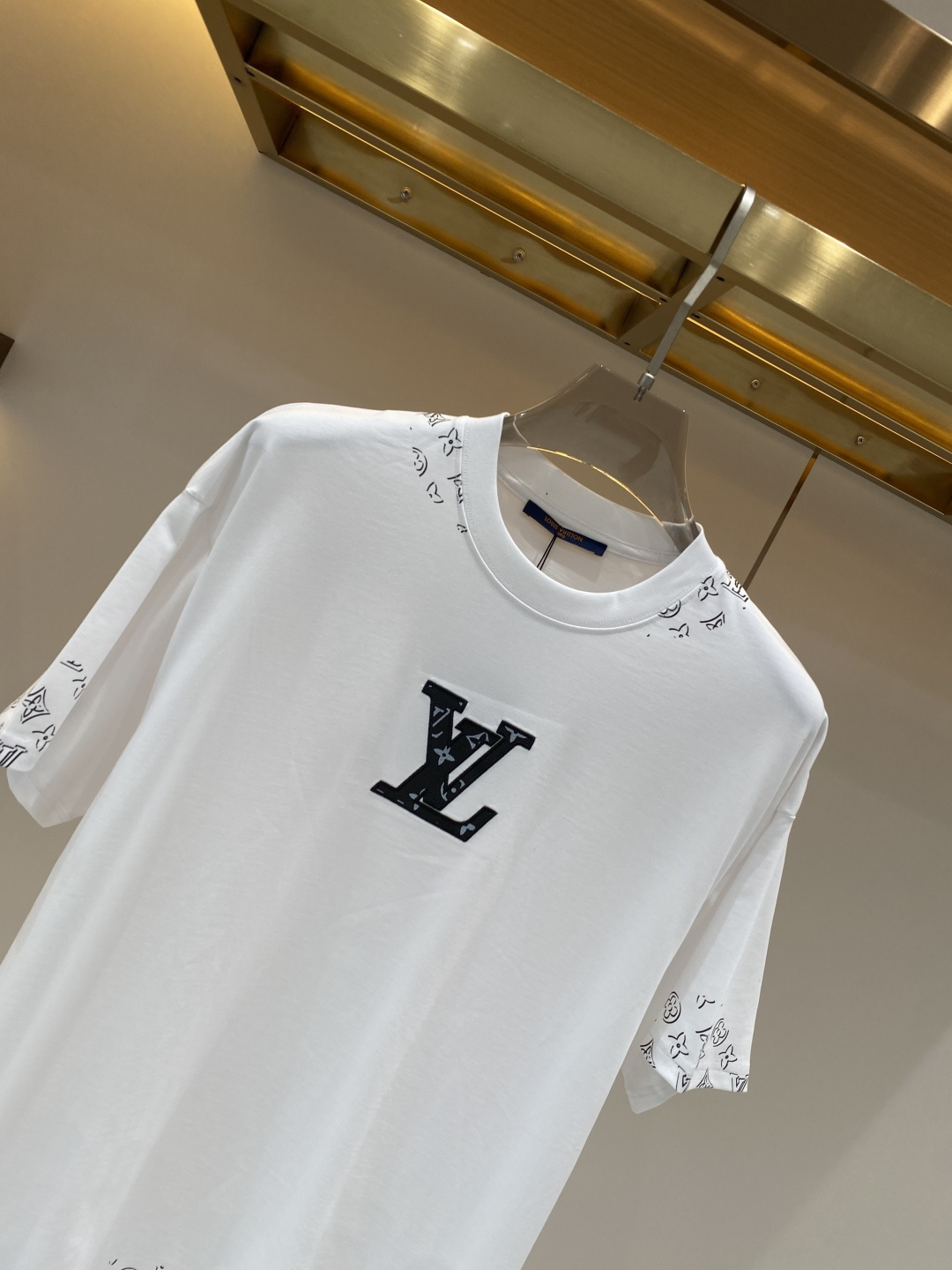 《𝙉𝙚𝙬🖤❤️驴家》26SS新款春夏短袖 最高版本客供定制高端面料 简单时尚款，配色超级好看！经典log