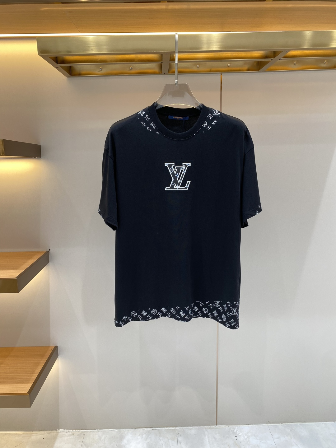 《𝙉𝙚𝙬🖤❤️驴家》26SS新款春夏短袖 最高版本客供定制高端面料 简单时尚款，配色超级好看！经典log