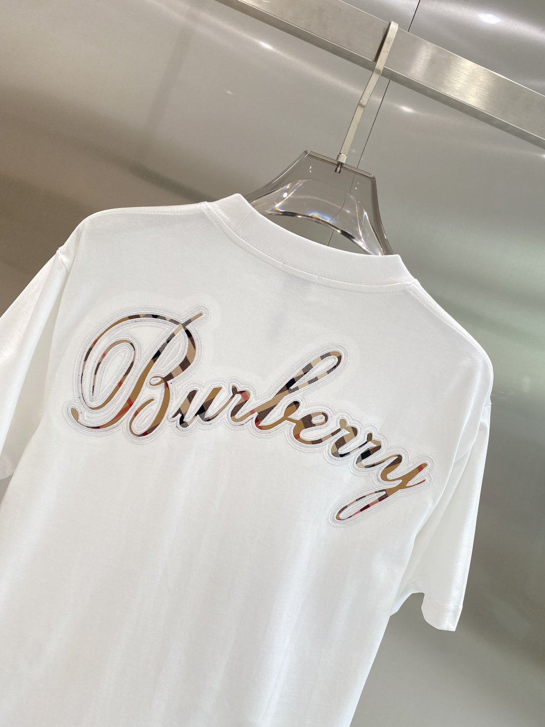 《𝙉𝙚𝙬🖤❤️巴家》26SS新款春夏短袖 最高版本客供定制高端面料 简单时尚款，配色超级好看！经典log